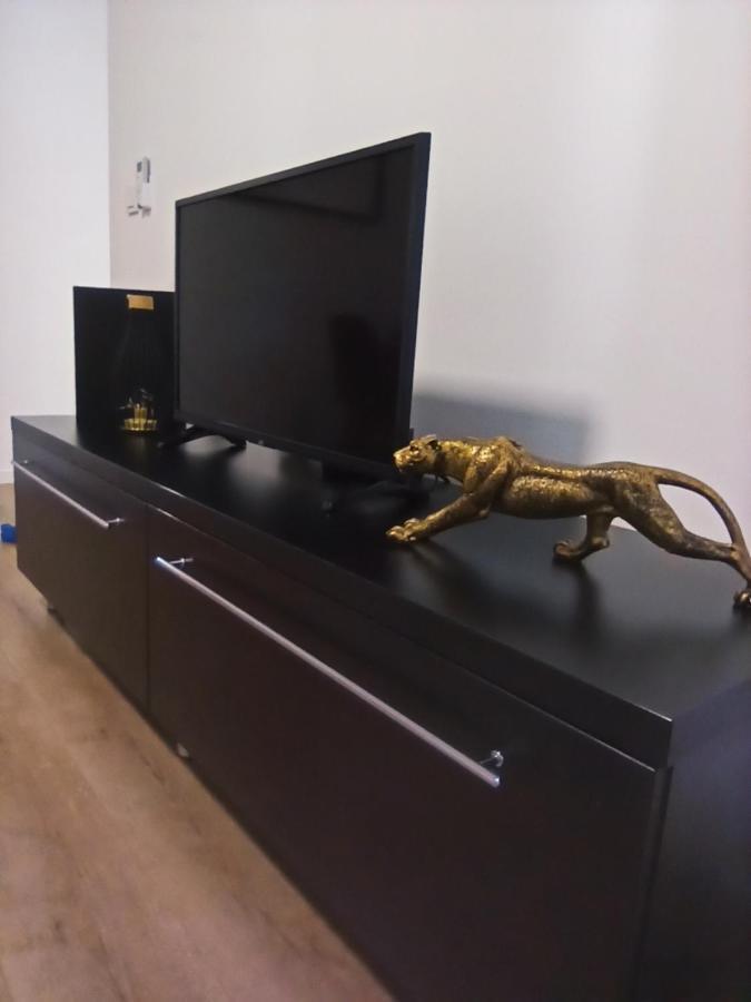 Apartman Simic Apartment Осиек Екстериор снимка